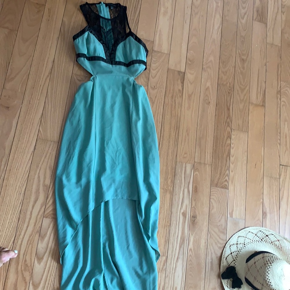 Beautiful dress worn once